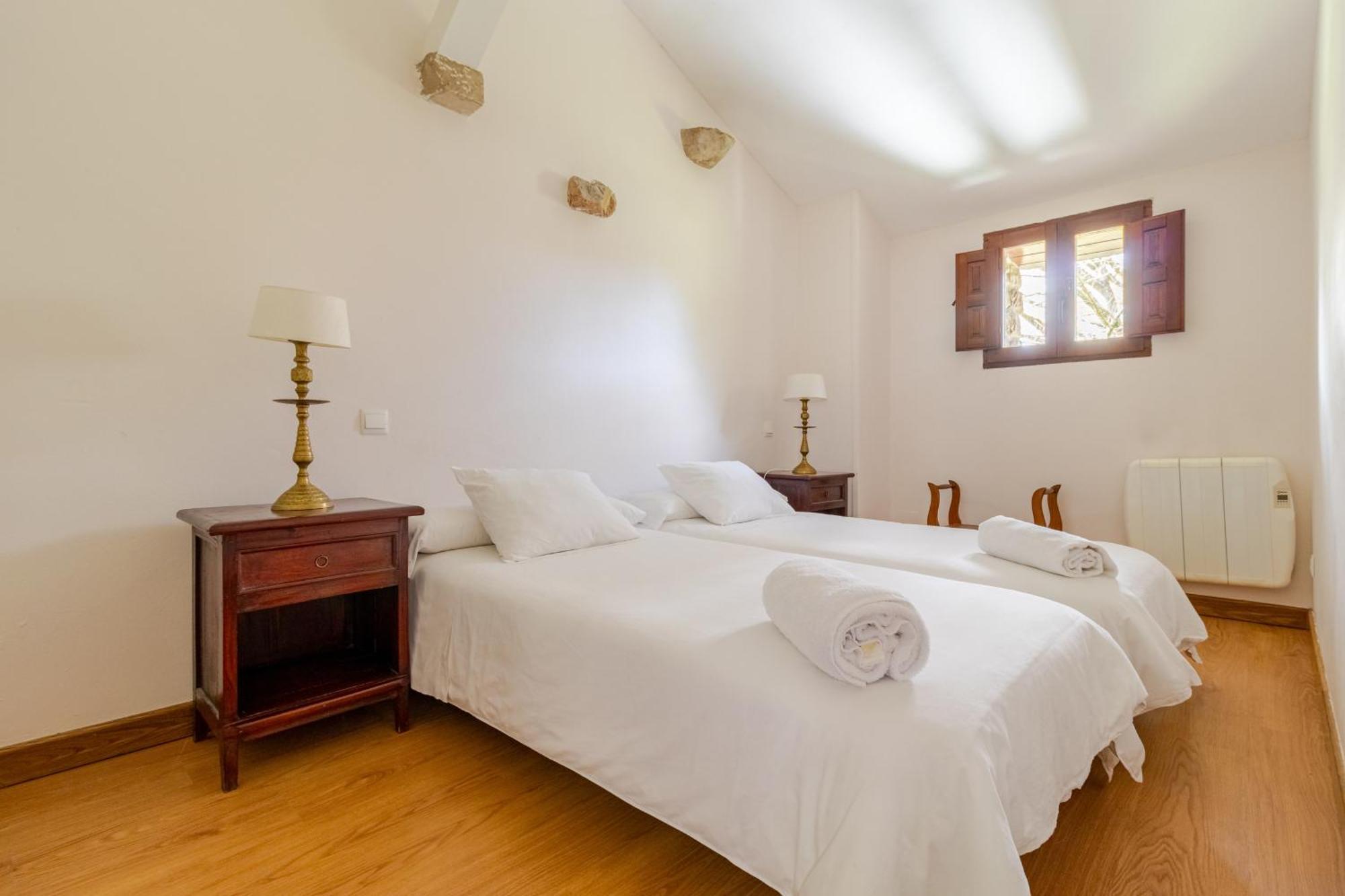 Casa De Al Lado En Barcenacionesヴィラ エクステリア 写真